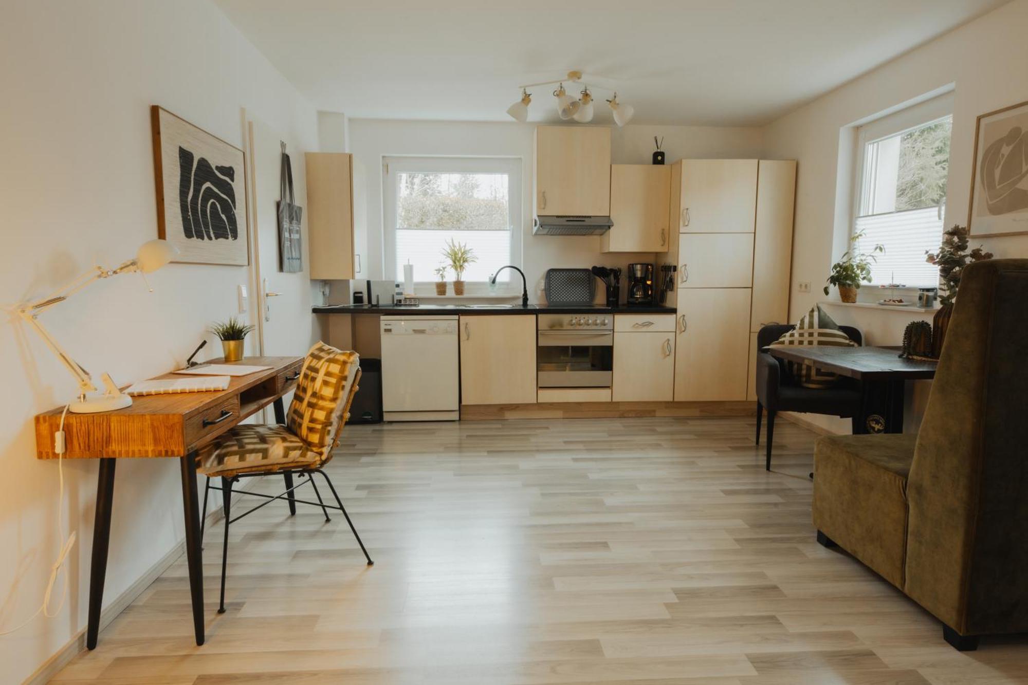 40Qm Wohlfuehl-Apartment Im Gruenen Mit Sorglospaket Wuppertal Eksteriør billede